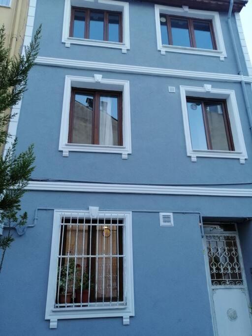 Apartamento Historical Comfy Flat In Beyoglu Tophane, Galata Estambul Exterior foto