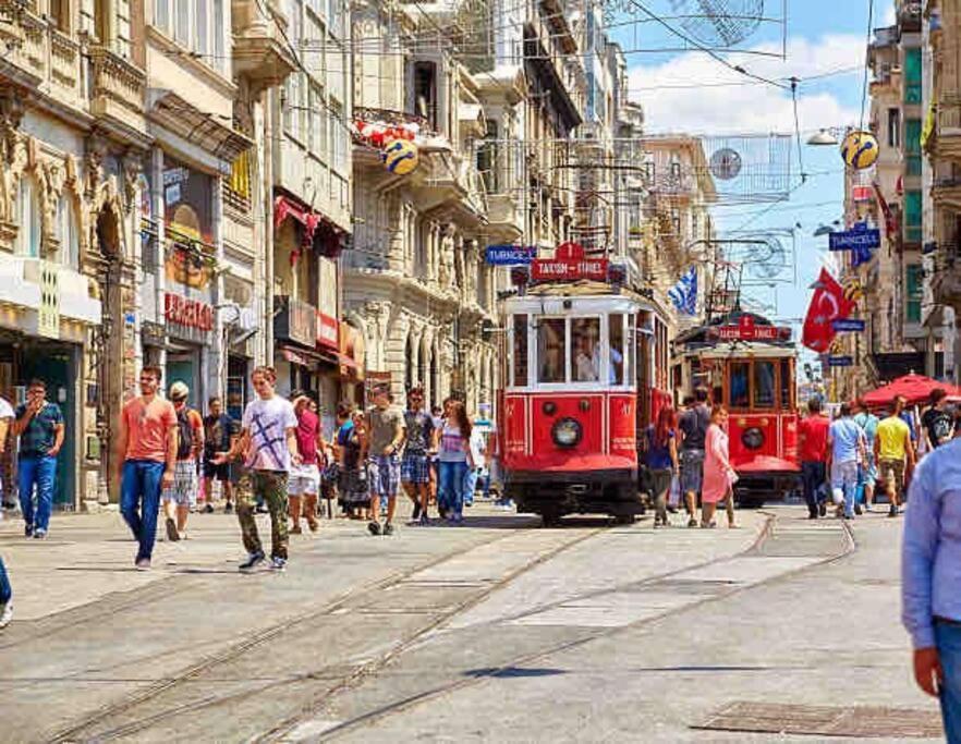 Apartamento Historical Comfy Flat In Beyoglu Tophane, Galata Estambul Exterior foto